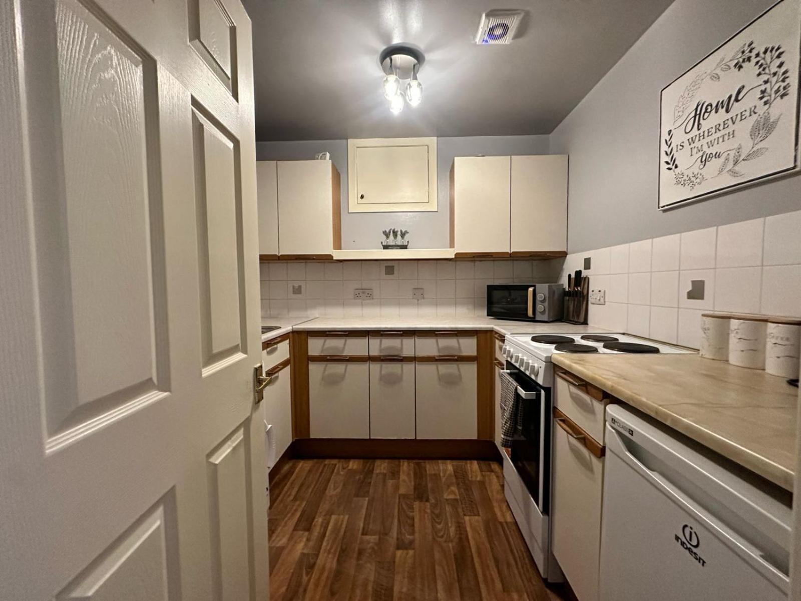 City Lights Apartment Единбург Екстер'єр фото